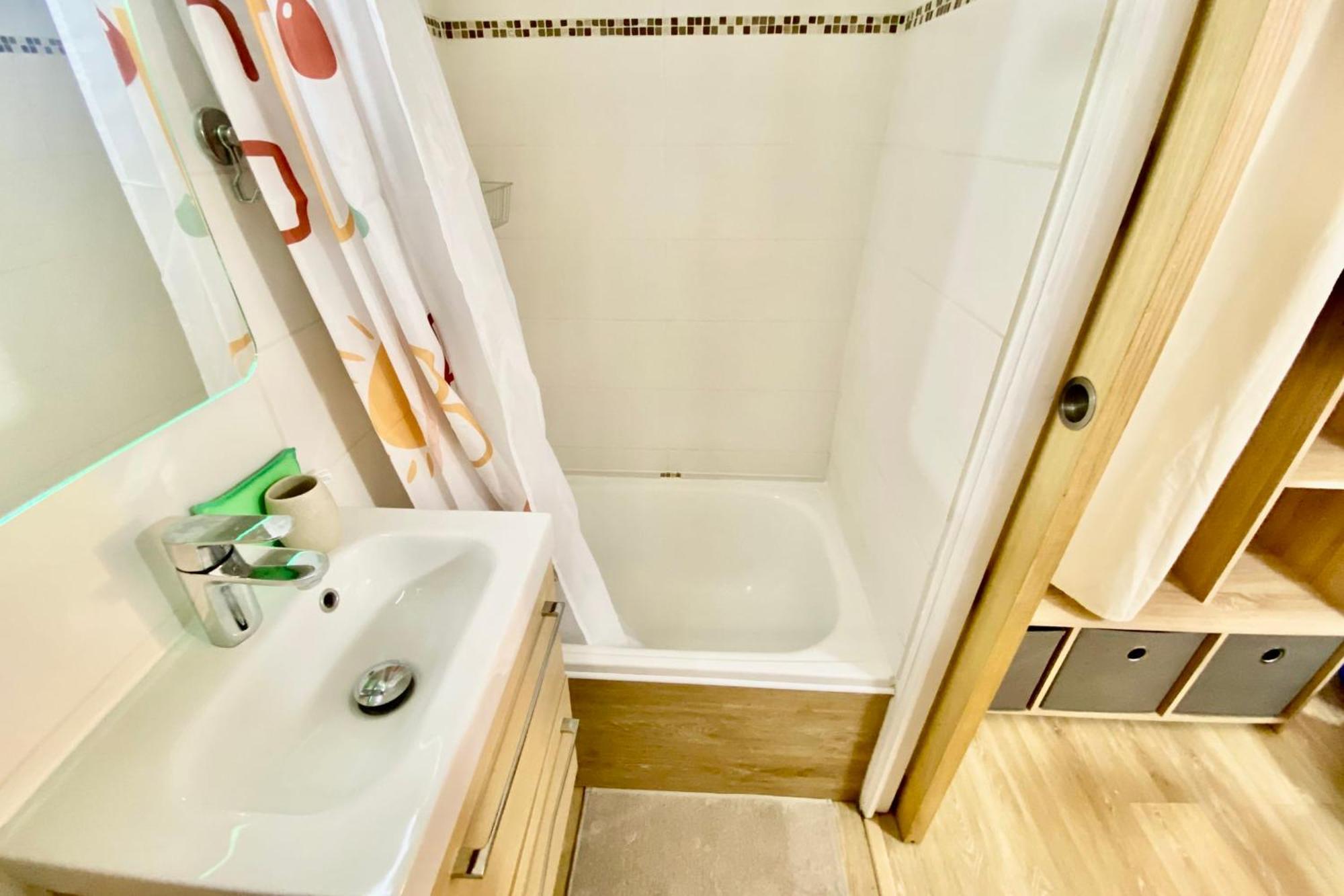 Studio Near The City Center Μονπελιέ Εξωτερικό φωτογραφία